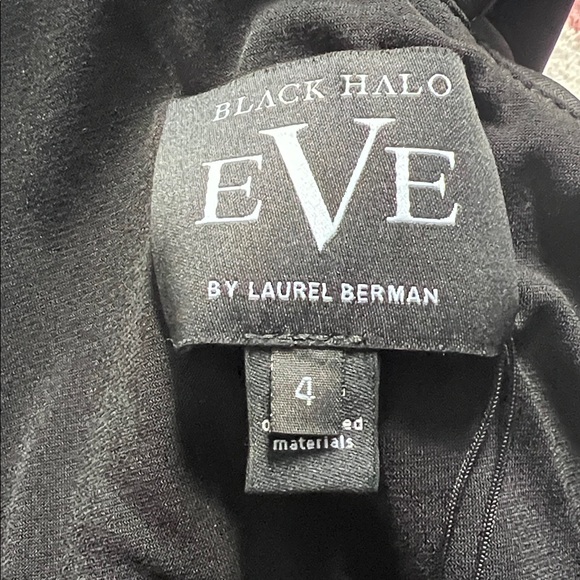 Black Halo Egan One Shoulder Gown - Picture 12 of 14